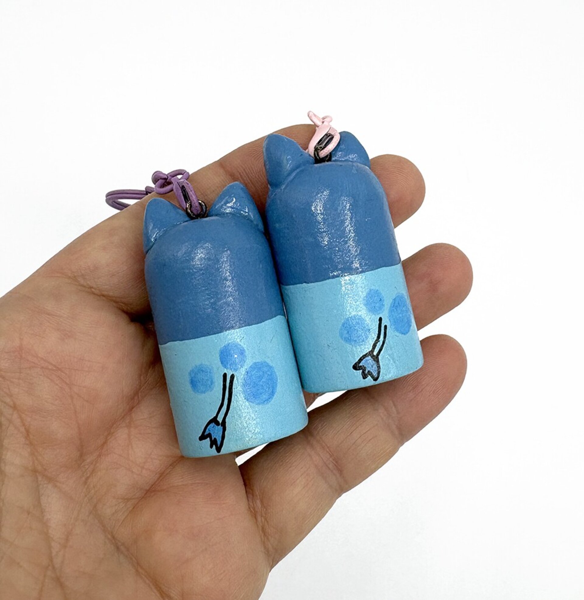 Llavero de Bluey pintado a mano en madera - 4