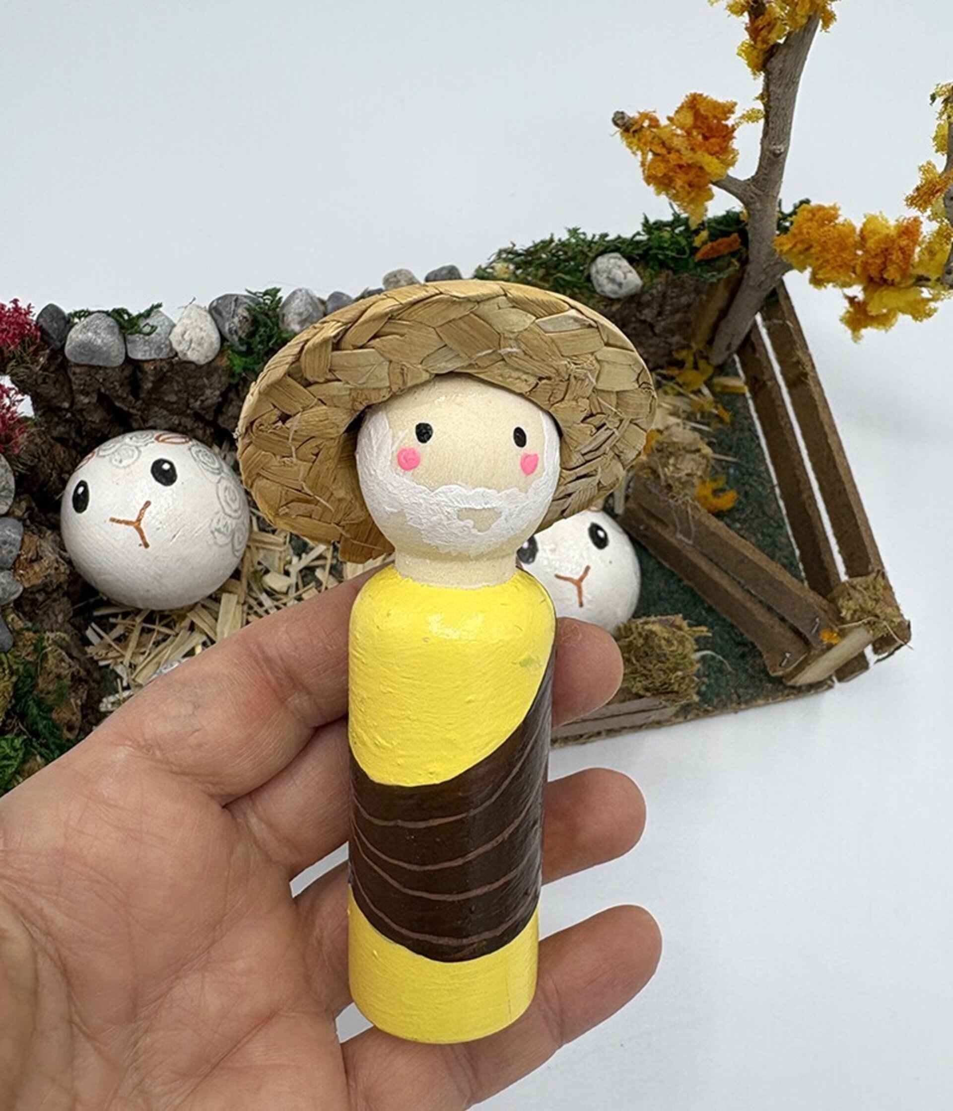 Cuadra de ovejas en miniatura con pastor – Accesorio artesanal para pesebres - 5