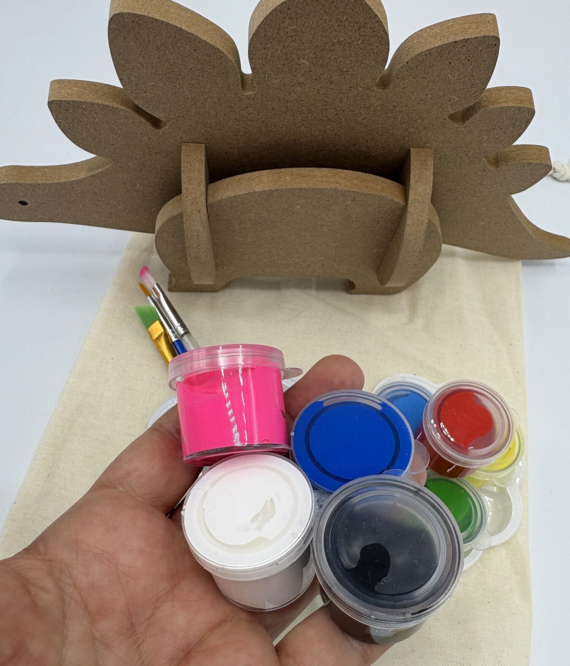 Kit manualidades Pinta tu Dinosaurio - 11