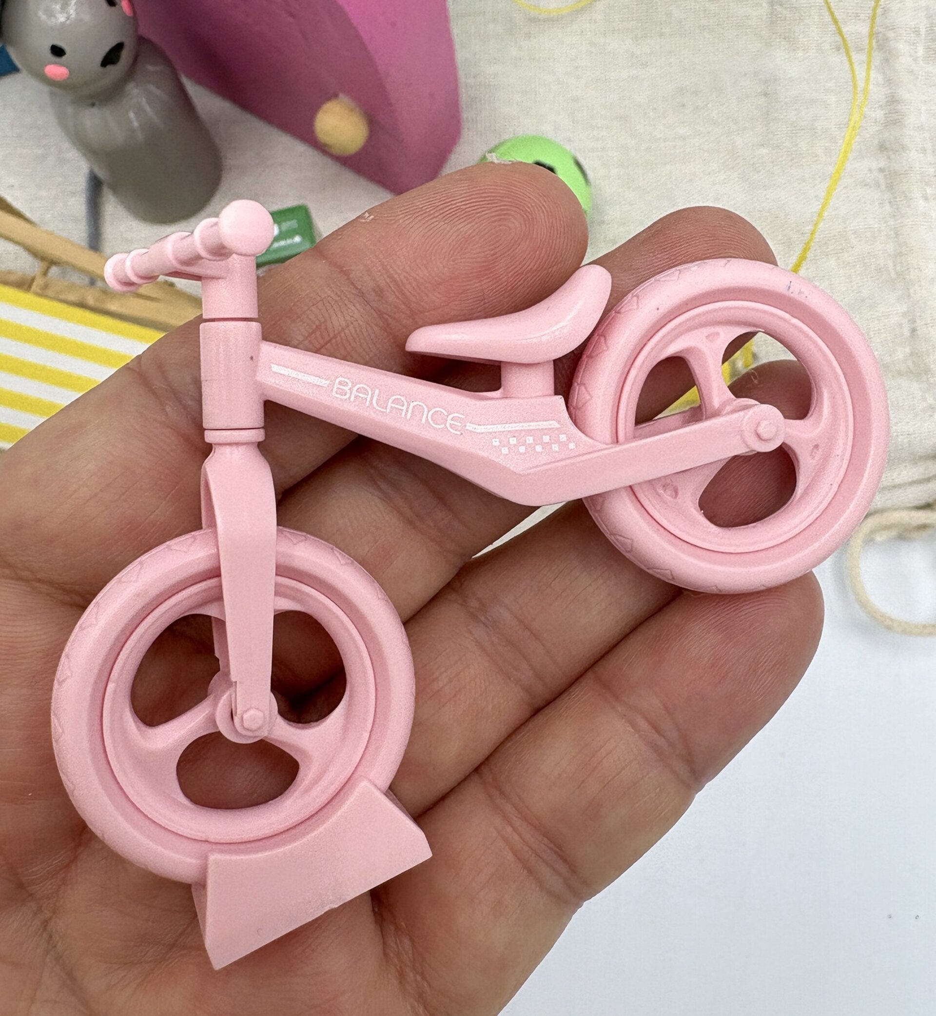 Puerta mágica del Ratoncito Pérez con bicicleta - 6