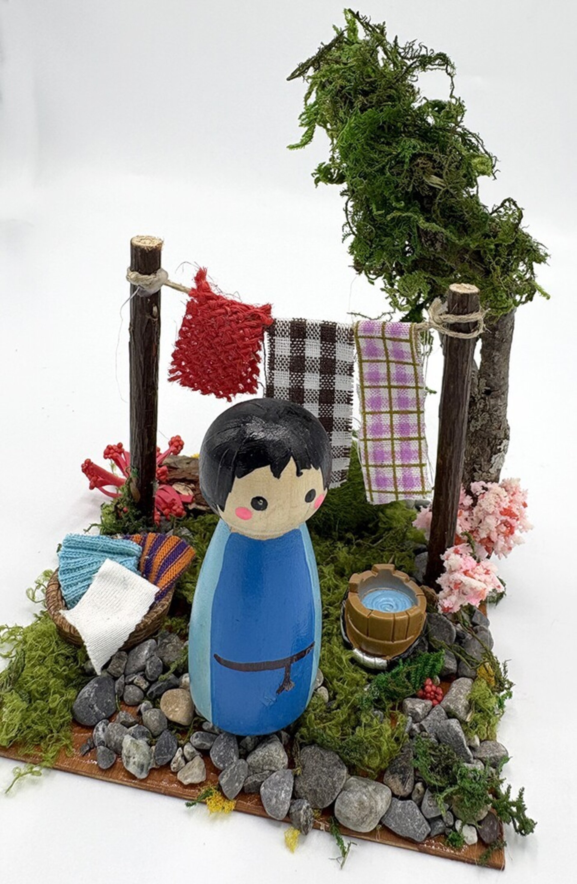 Tendedero miniatura con personaje de 6,5cm - complementos pesebre - 1