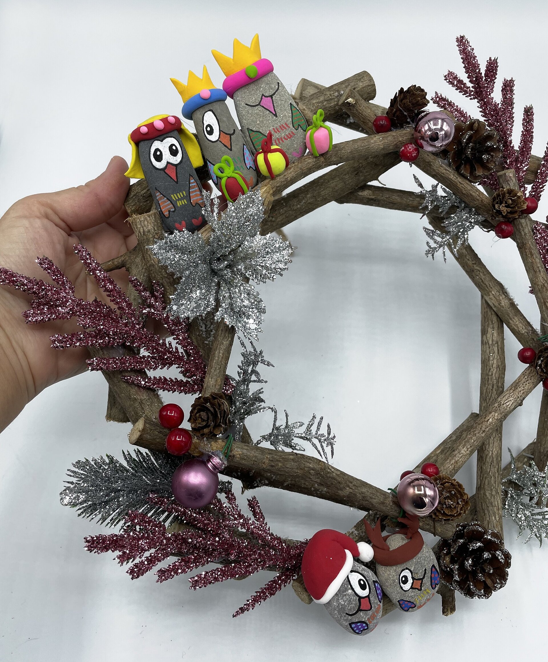 Corona Navideña Artesanal rosa - Adornos Naturales de Navidad - 7