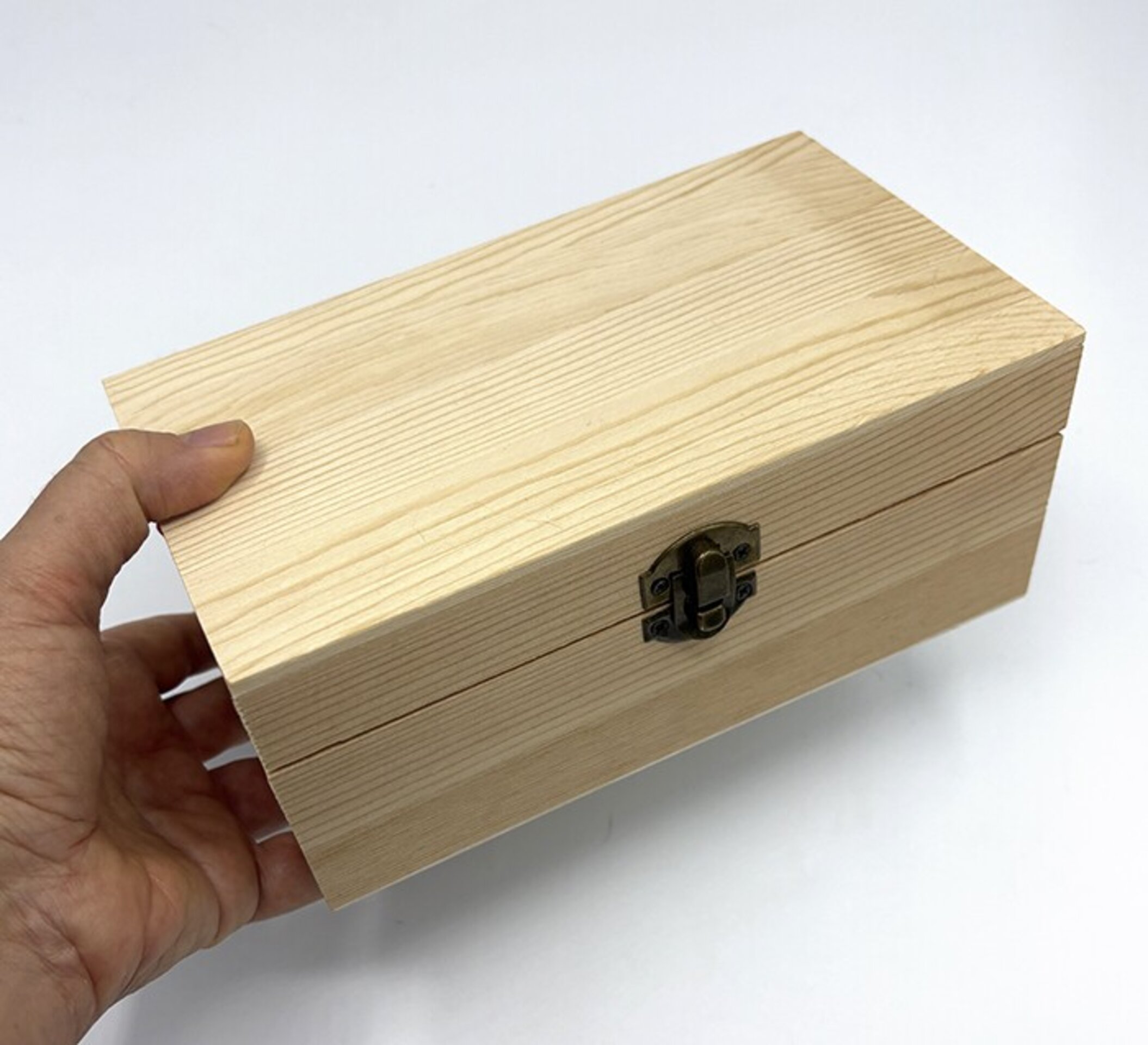 Cajita madera pingüino con sofá - Adopta una mascota - 11