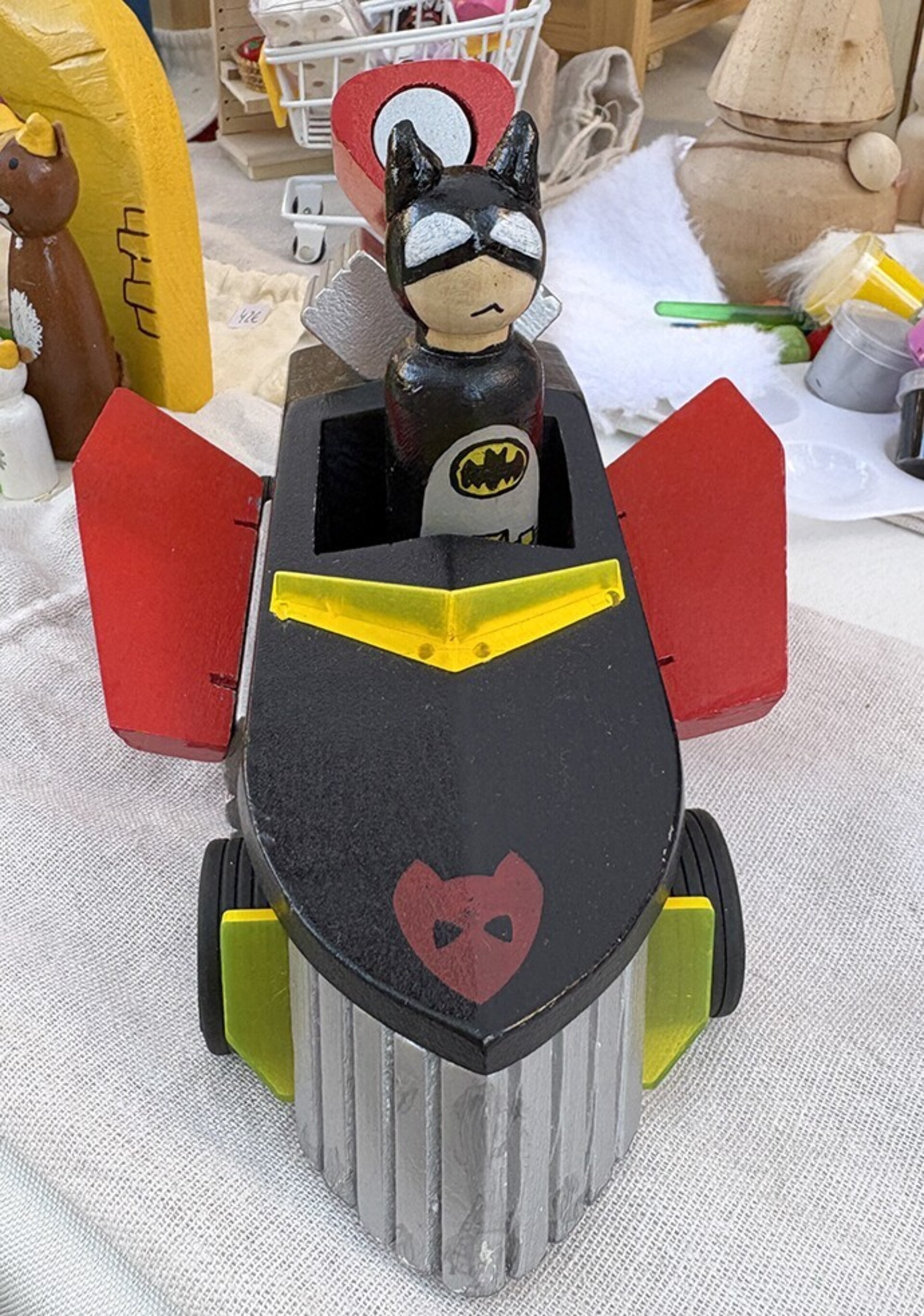 Mini Mundo de Madera: Batman y su Batmóvil - 3