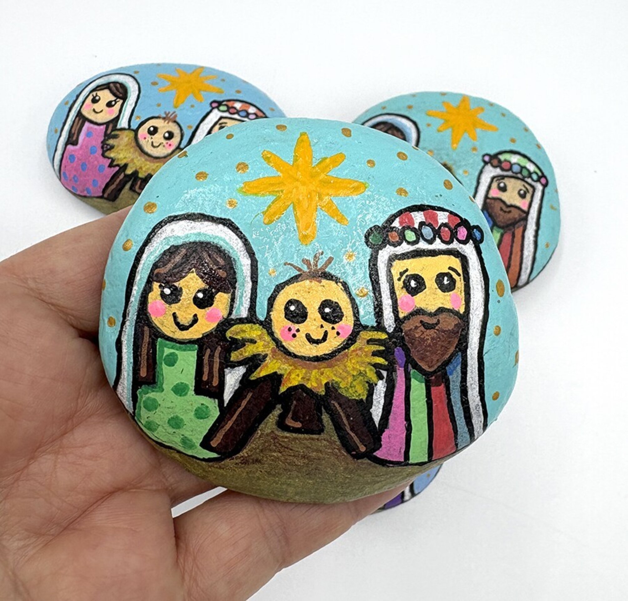 Piedra con Nacimiento Pintado a Mano – Decoración Navideña Artesanal - 7