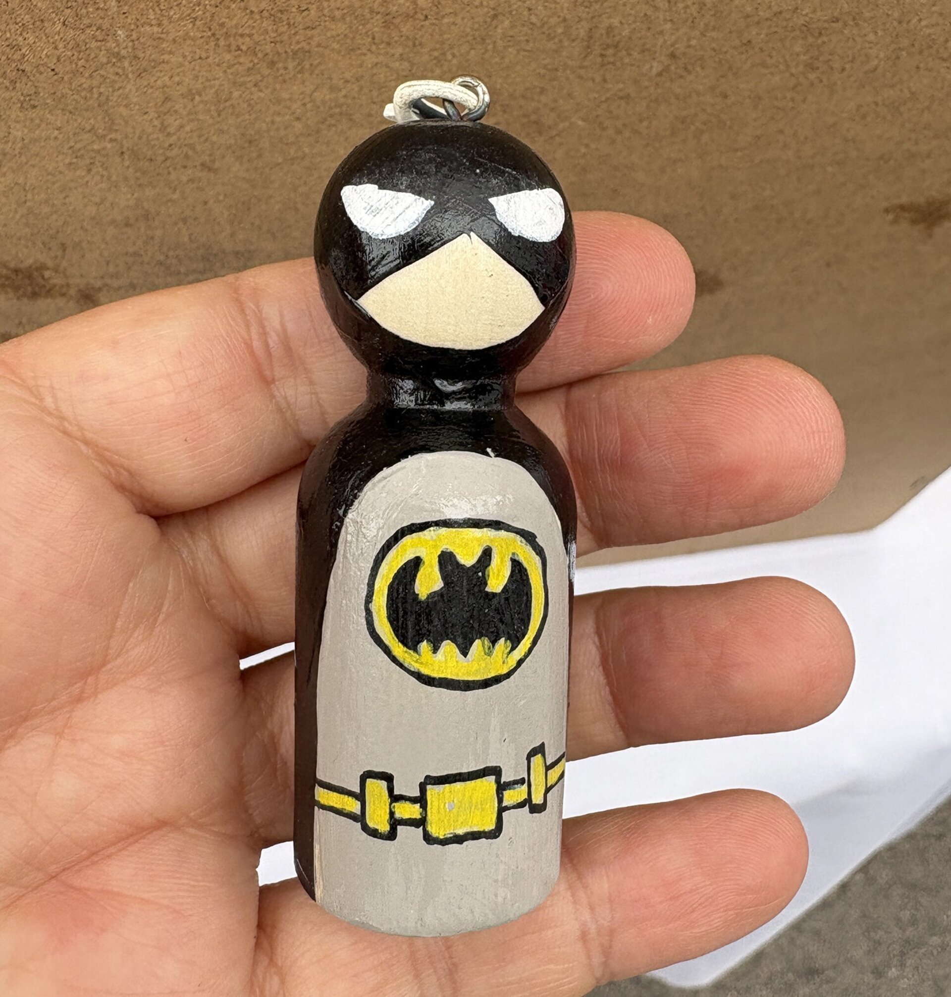 Llaveros de Super héroes pintados a mano en madera - 3