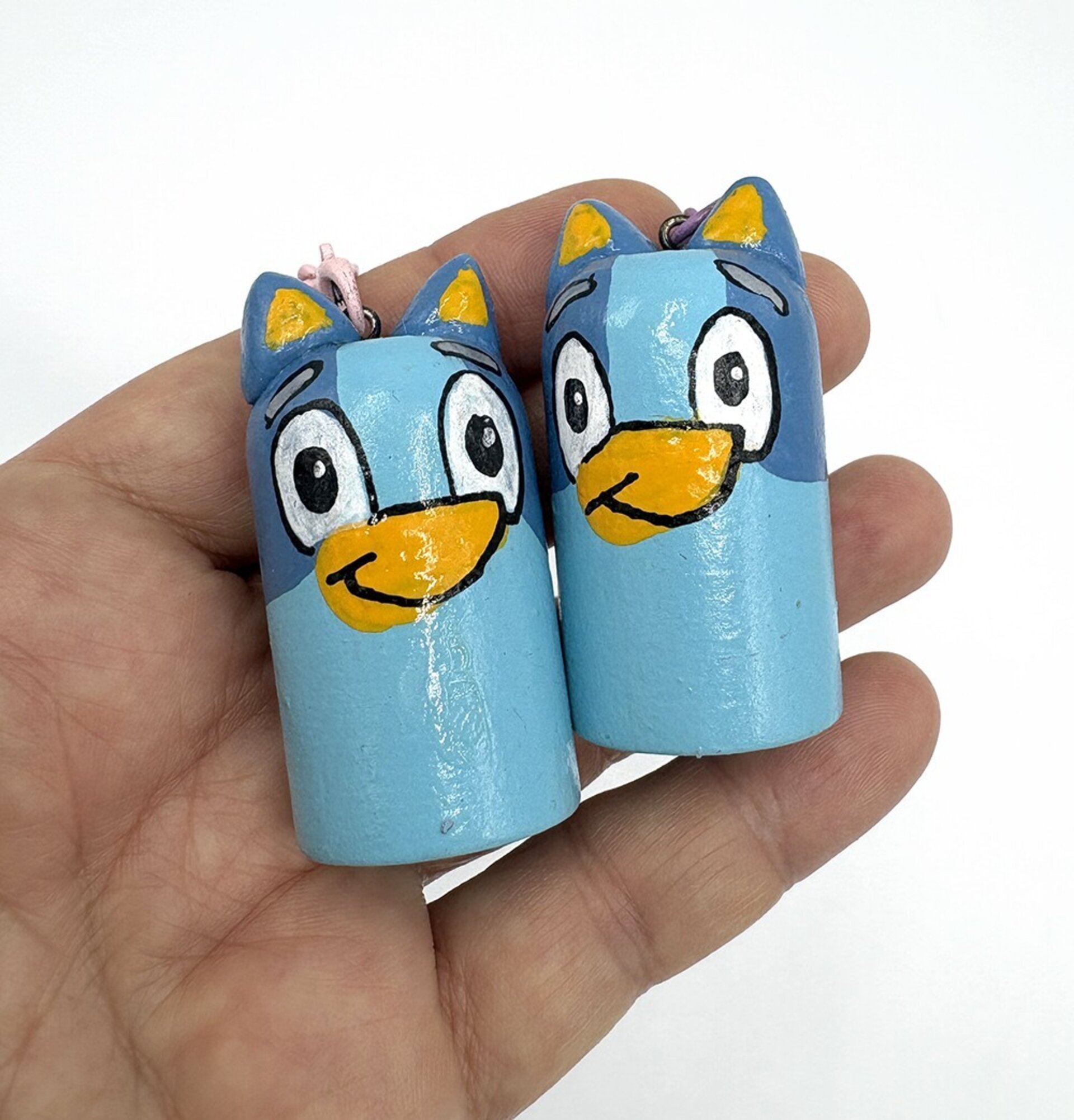 Llavero de Bluey pintado a mano en madera - 3