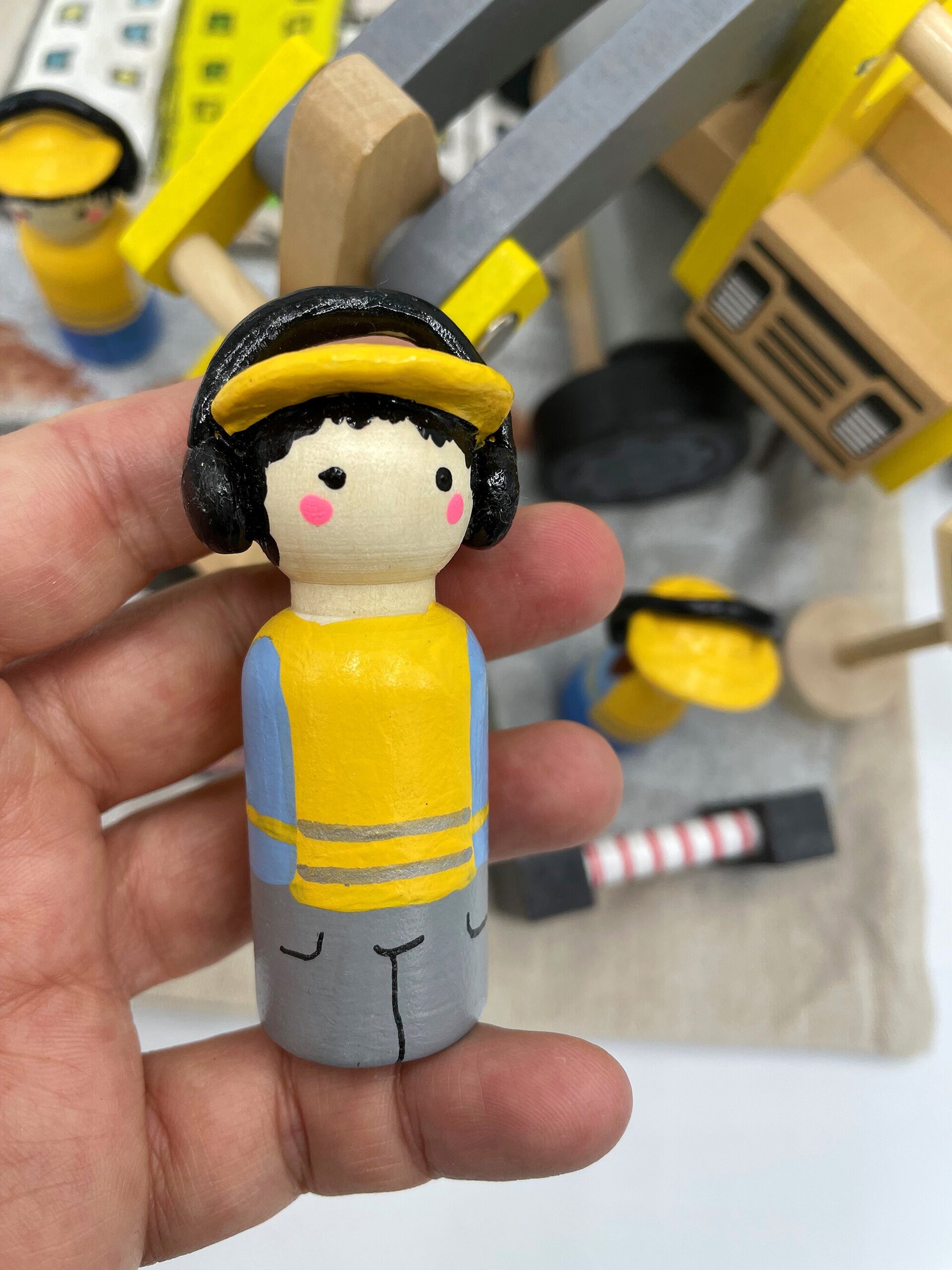 Mini mundo de construcción con excavadora de madera - 7