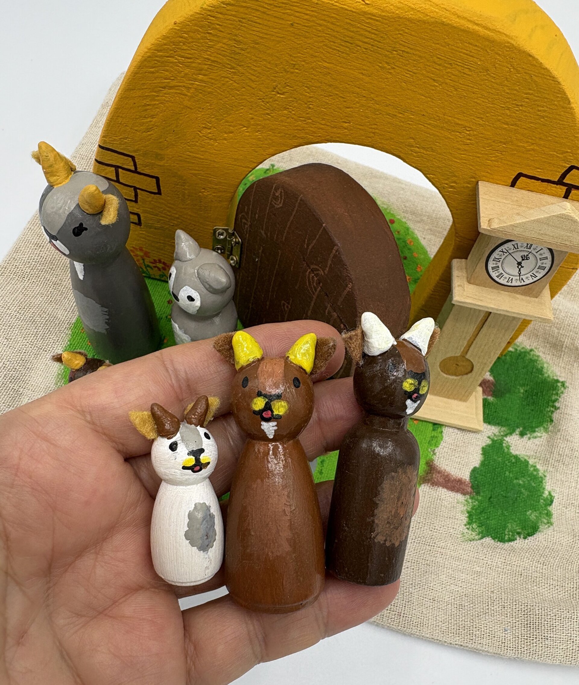 Mini mundo cuento de los 7 cabritillos y el lobo - 4