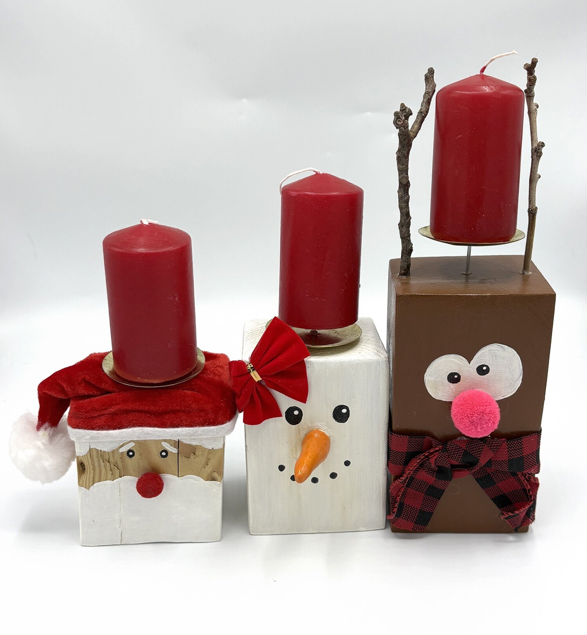 Candelabros Navideños Artesanales – Papá Noel, Reno y Muñeco de Nieve - 1