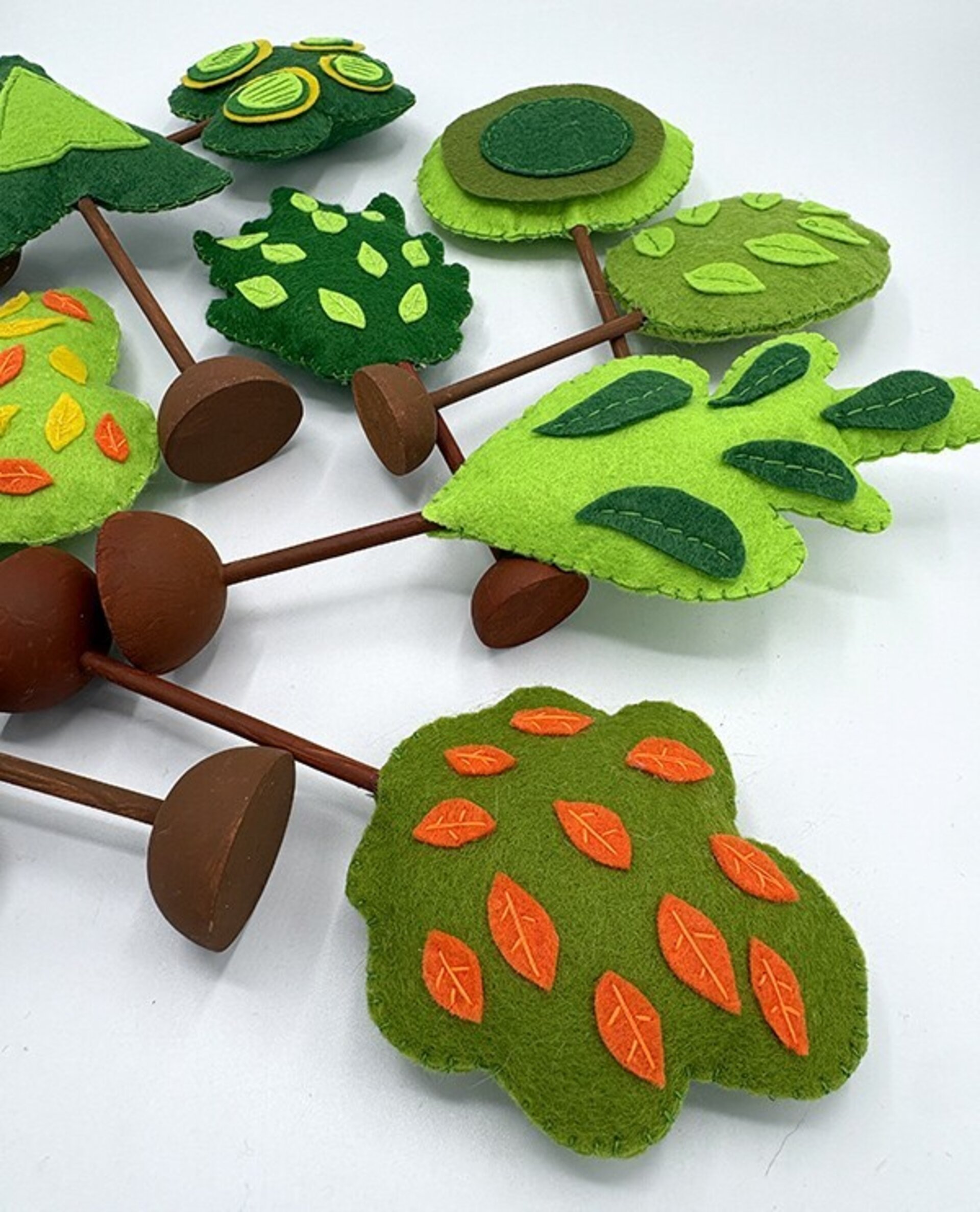 Árboles decorativos hechos a mano para mini mundos - 2