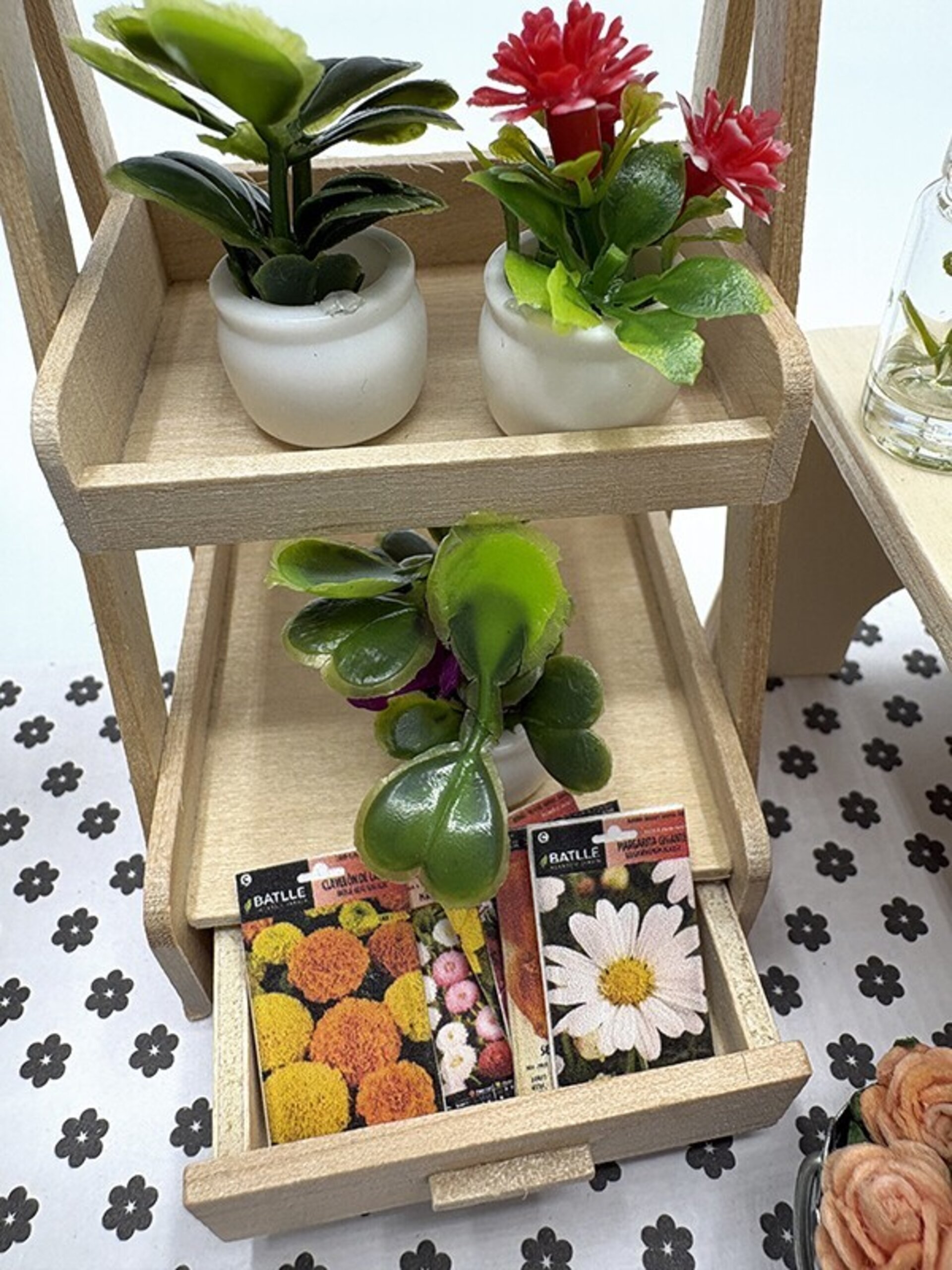 Mini Mundo Floristería de Madera | Tienda en Miniatura para Niños - 9