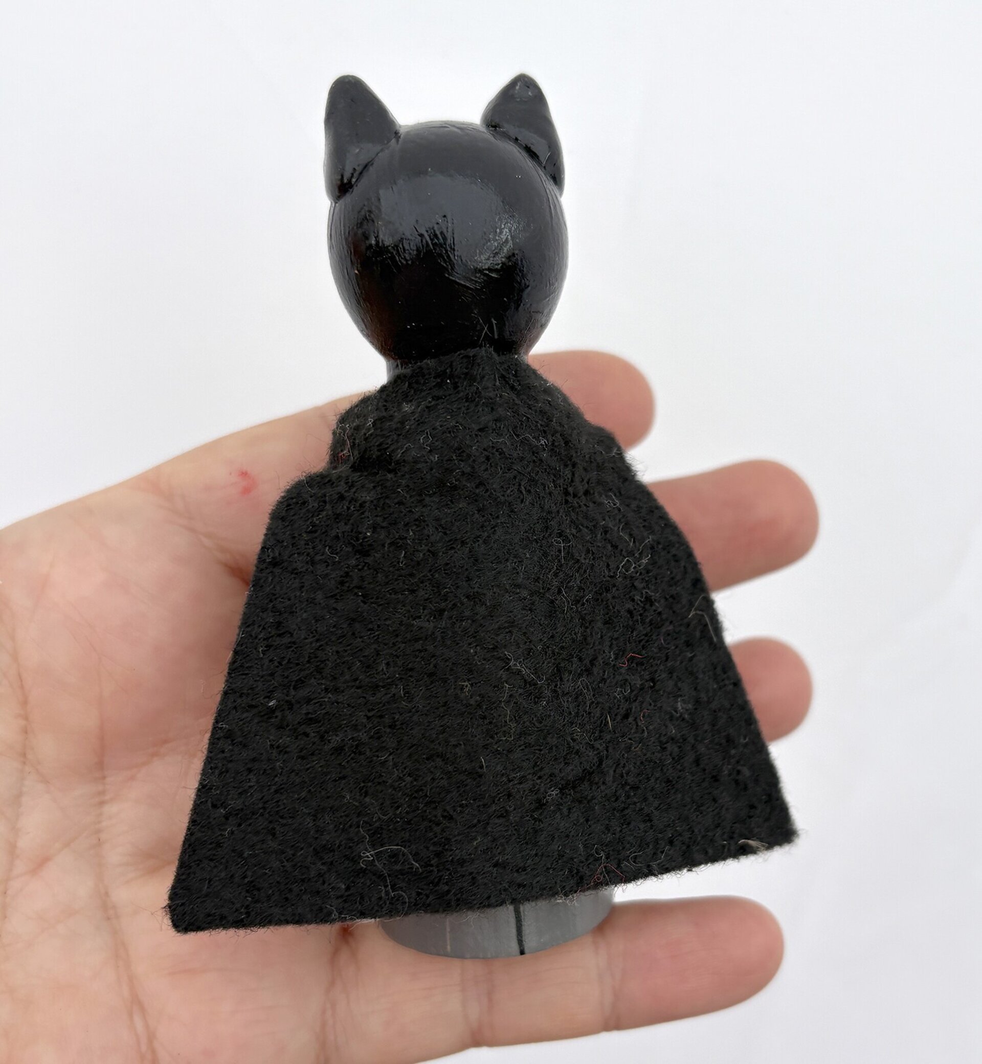 Figura Batman pintado a mano en madera - 2