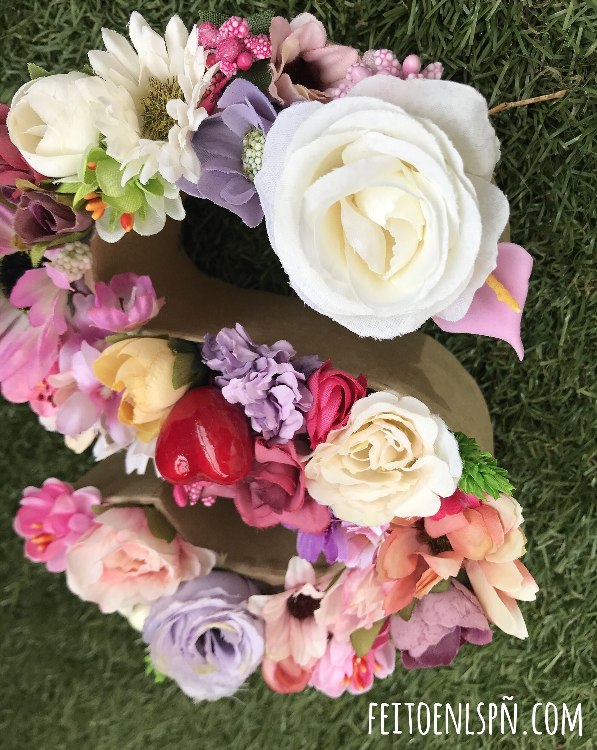 Decoración con letra S de flores - 5