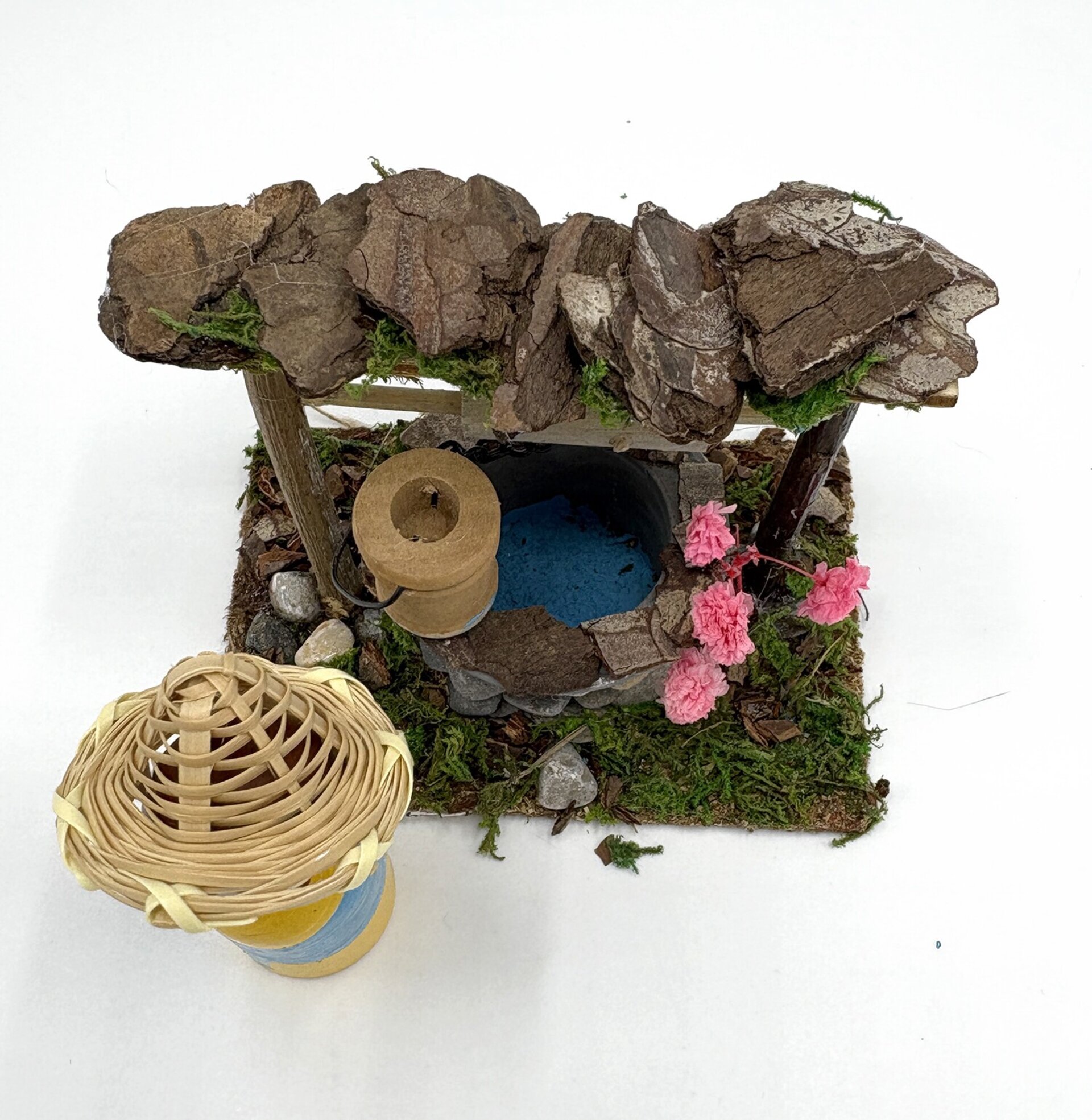 Pozo de piedra artesanal con hombre - complementos pesebre - 2
