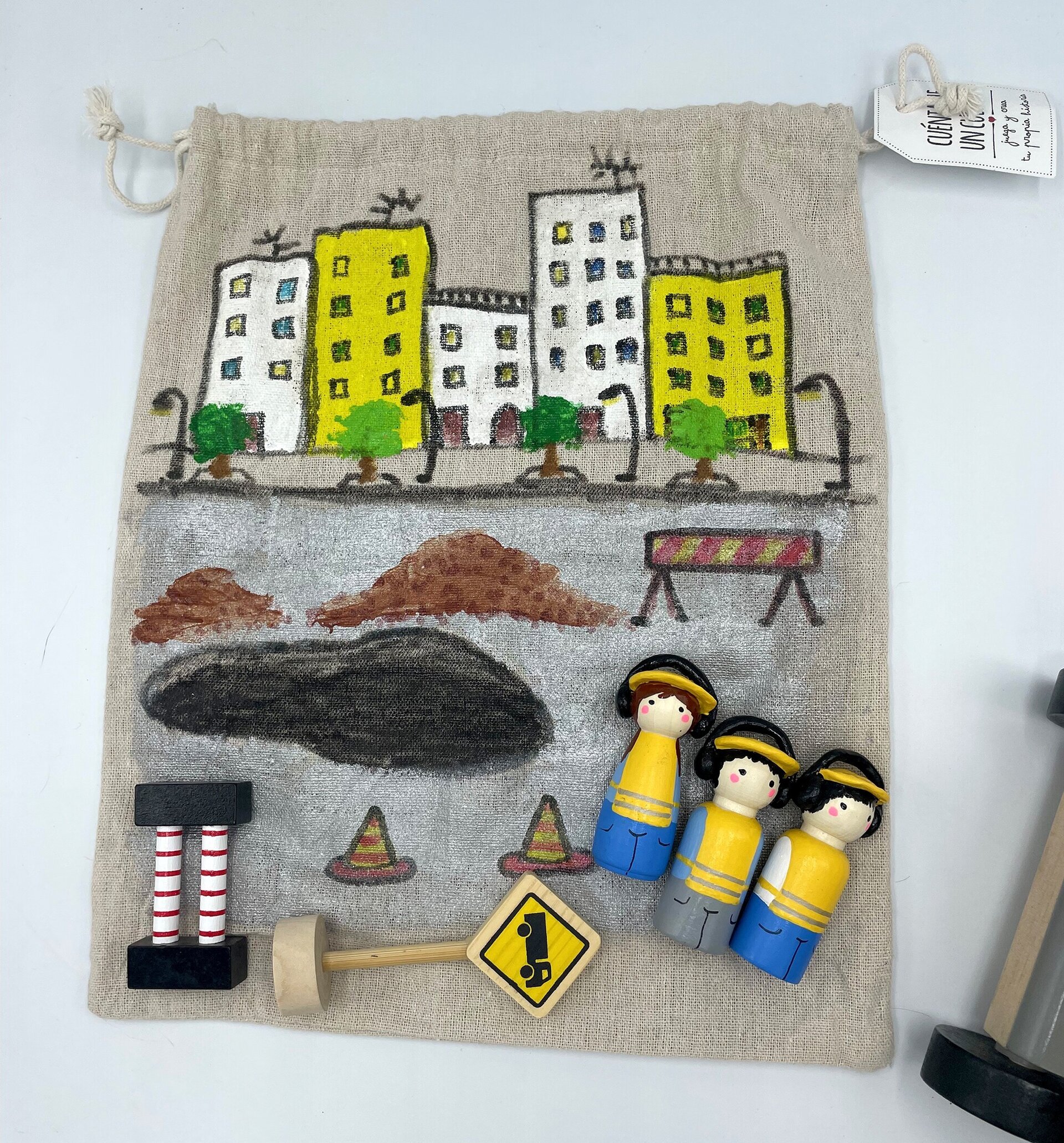 Mini mundo de construcción con excavadora de madera - 10
